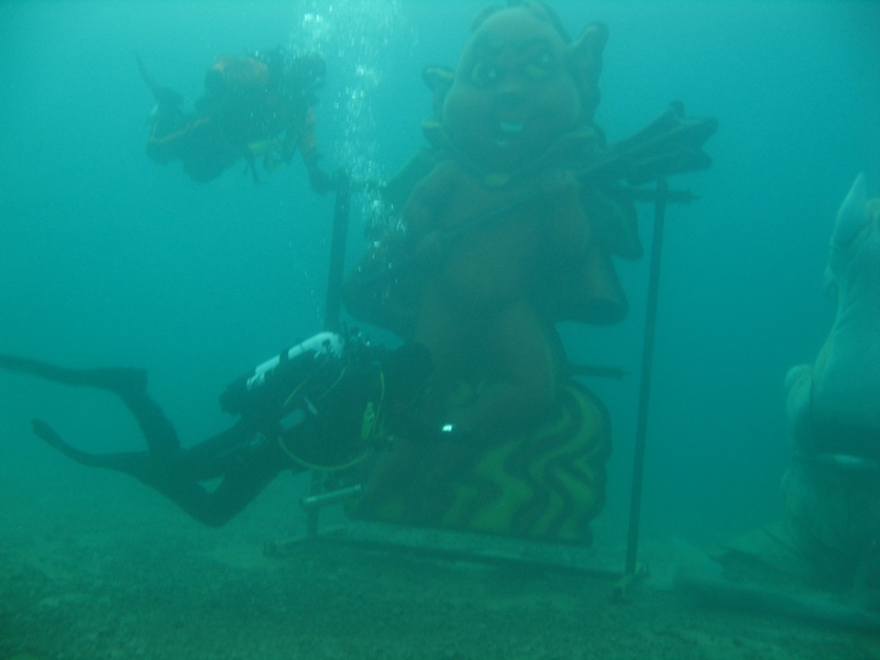 wierd sunken stuff.jpg